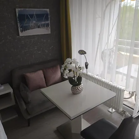 Апартаменти Haus An Der Therme Бад-Фюссінг