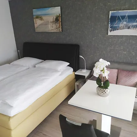 Апартаменти Haus An Der Therme Бад-Фюссінг